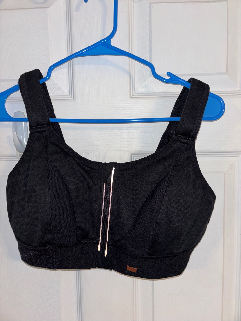 SheFit  Sports Bra - Black